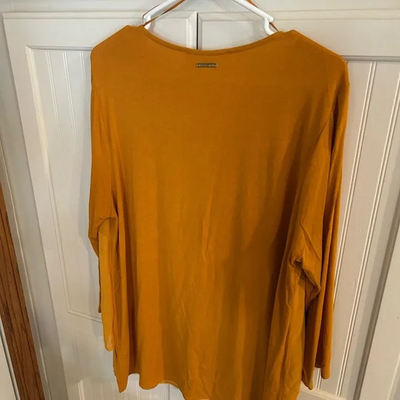 Michael Kors Mustard V-Neck Women's Top - Picture 2 of 3